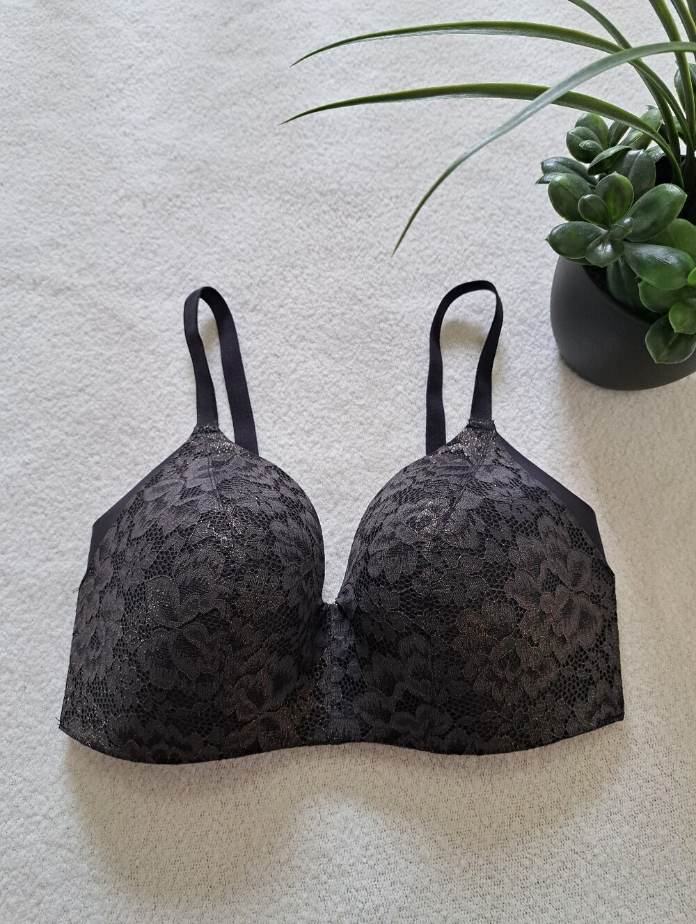 Knix Wing Woman Bra Black Bronze Women's Knix Size 6 Bra 32DD 34DD Shimmer
